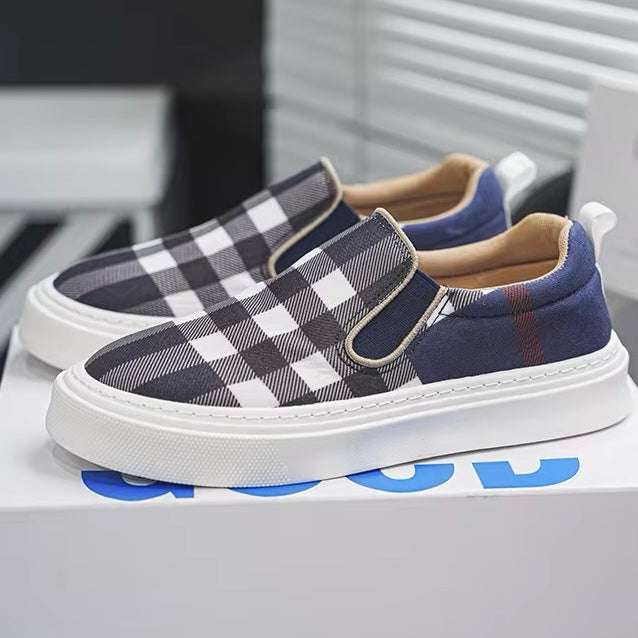Ethan | Modern Rutmönstrade Slip-On Sneakers för Herr 0