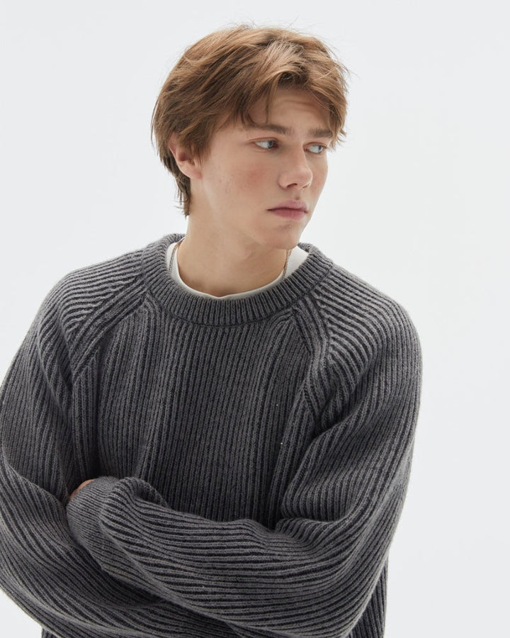 Ethan | Ribbstickad Avslappnad Herrtröja i Modern Stil 3