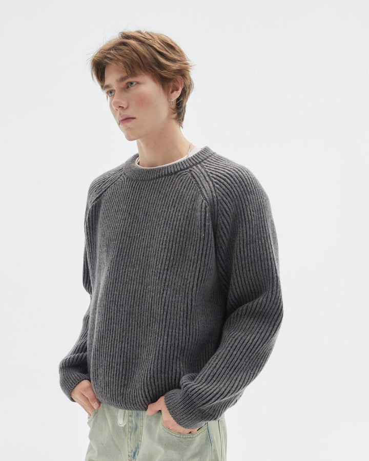 Ethan | Ribbstickad Avslappnad Herrtröja i Modern Stil 4