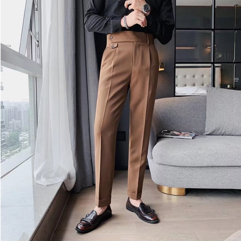 Ethan | Slim Fit Herrbyxor med Rak Ben och Elegant Drapering 1