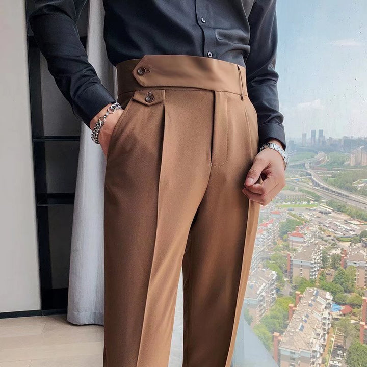 Ethan | Slim Fit Herrbyxor med Rak Ben och Elegant Drapering 4
