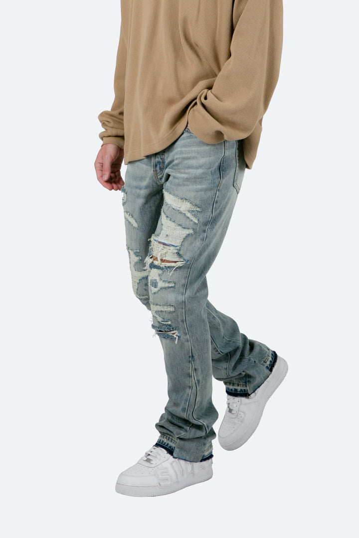 Ethan | Trendiga Utsvängda Jeans i Tvättad Blå Denim 3