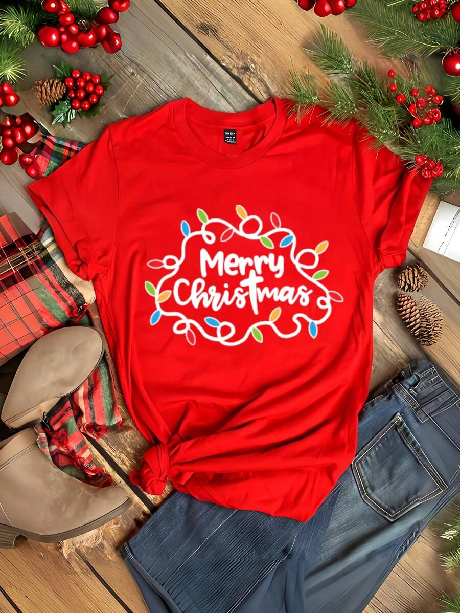 Festlig Jultröja | Röd T-shirt med Julbelysningar för Glädje och Komfort 2
