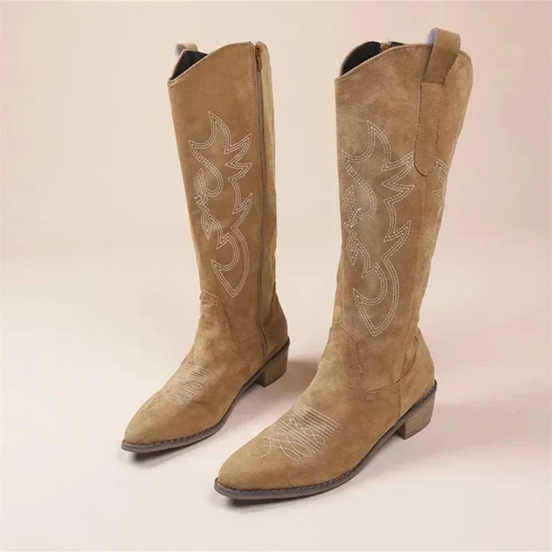 Höga Cowboystövlar med Broderi | Elegant Design och Halkfri Sula för Komfort och Stil 1
