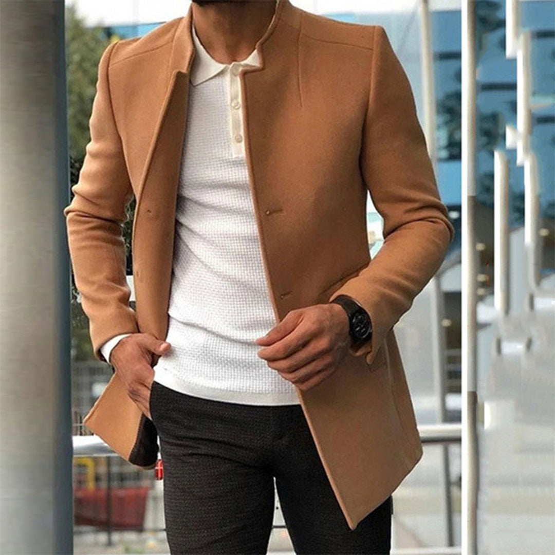 Klassisk Herrkappa med Hög Ståkrage och Knappstängning för Elegant Look 0