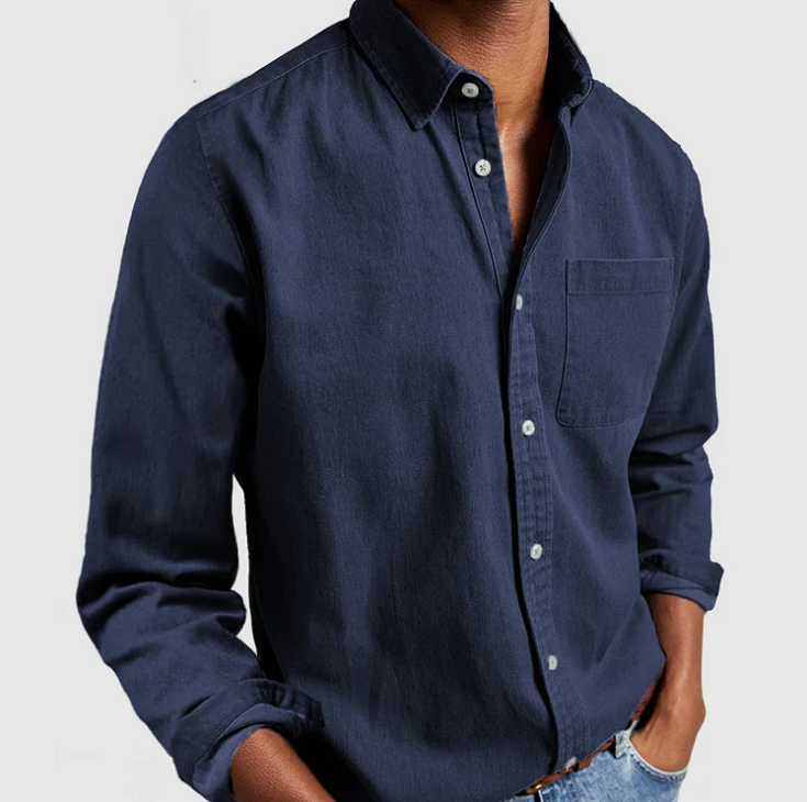 Klassisk Herrskjorta | Långärmad Button-Down Design med Bröstficka | Tidlös Stil för Alla Tillfällen 0
