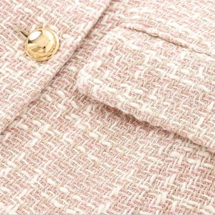 Klassisk Rosa Tweedblazer för Kvinnor med Dubbelknäppt Design | Elegant och Skräddarsydd för Mångsidiga Tillfällen 4