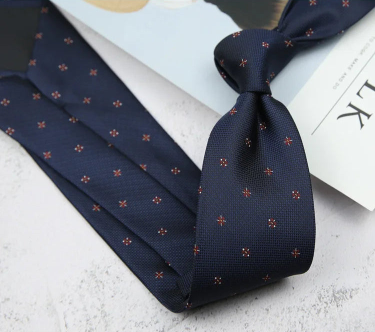 Klassisk Slipskollektion | Randig och Prickig Design för Tidlös Stil | Perfekt för Affär och Formella Tillfällen 0