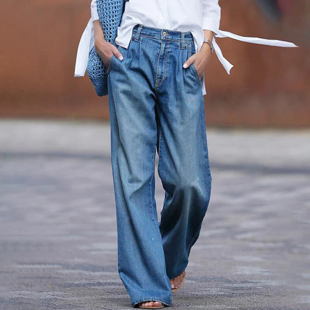Kvinnors Vida Jeans | Blå Hög Midja med Klassiska Veck | Bekväm Siluett för Elegant Stil 0