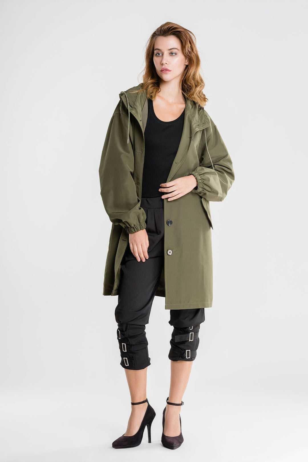 Lätt Longline Jacka Dam med Huva och Knappstängning | Avslappnad Design för Vardagsbruk 10