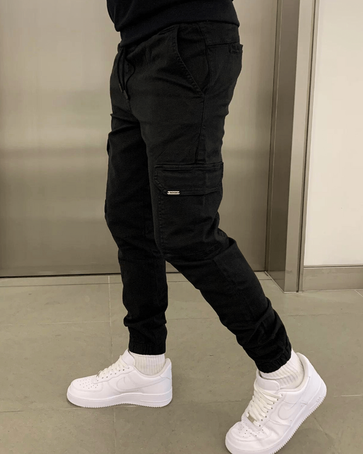 Liam | Avslappnad Modern Cargo Jogger Med Funktionella Fickor 7