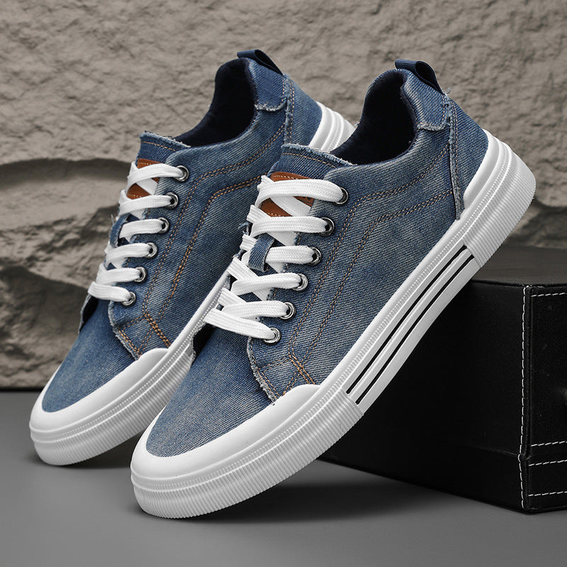 Liam | Stiliga Låga Sneakers med Snörning och Platt Klack 4