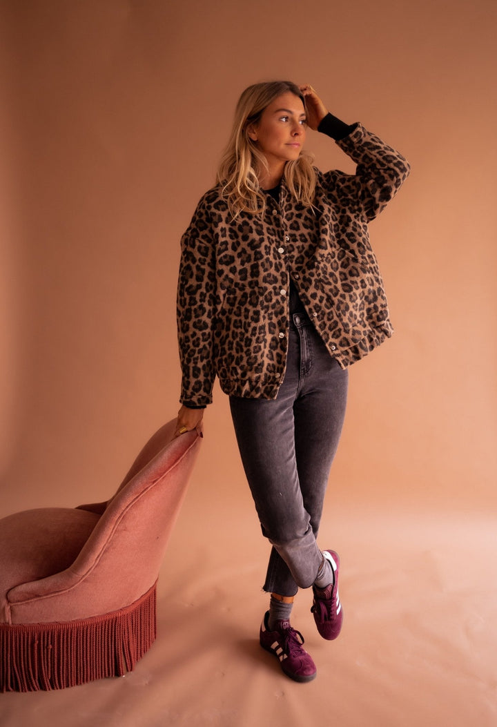Liam | Trendig Lätt Höstjacka med Leopardmönster 3