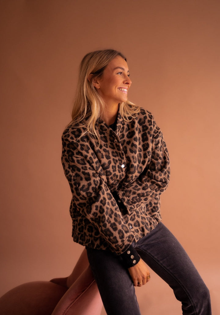 Liam | Trendig Lätt Höstjacka med Leopardmönster 6