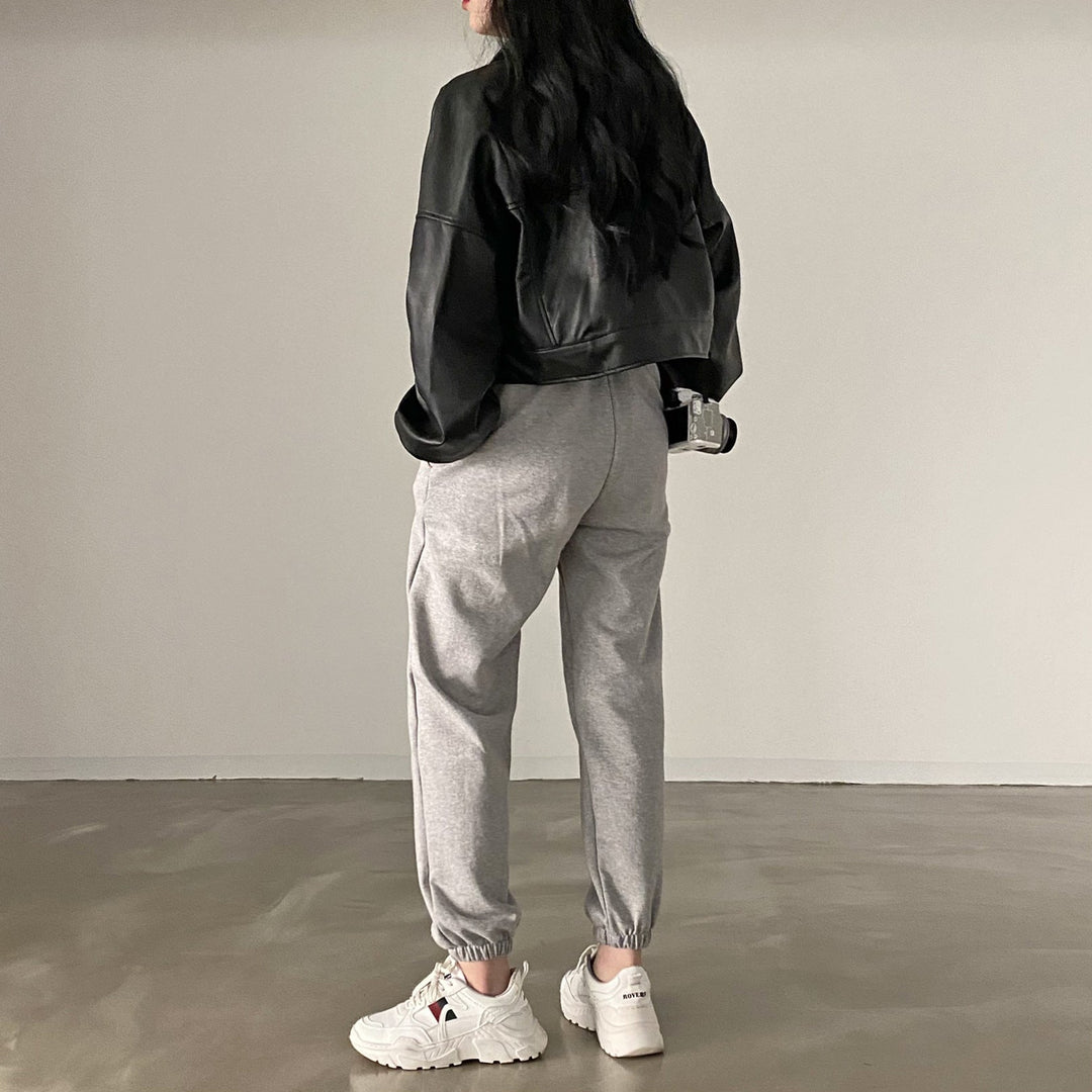 Maya | Elegant Loose Fit Vårjacka Dam i Konstläderlook 4