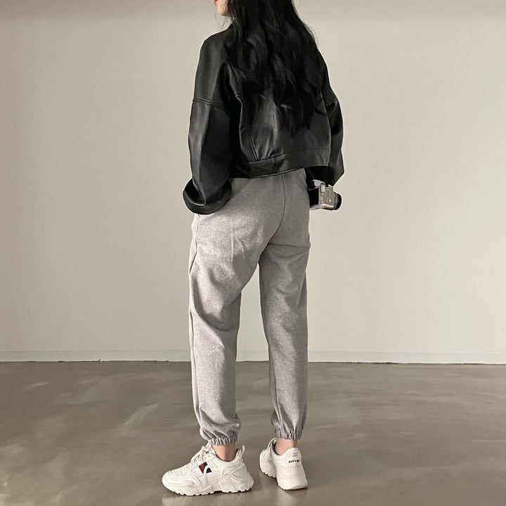 Maya | Elegant Loose Fit Vårjacka Dam i Konstläderlook 4