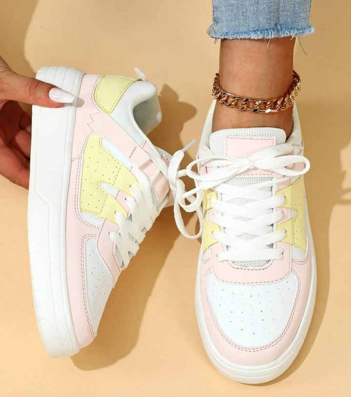Mia | Bekväma Platåsneakers Med Snörning och Rund Tåsula 5