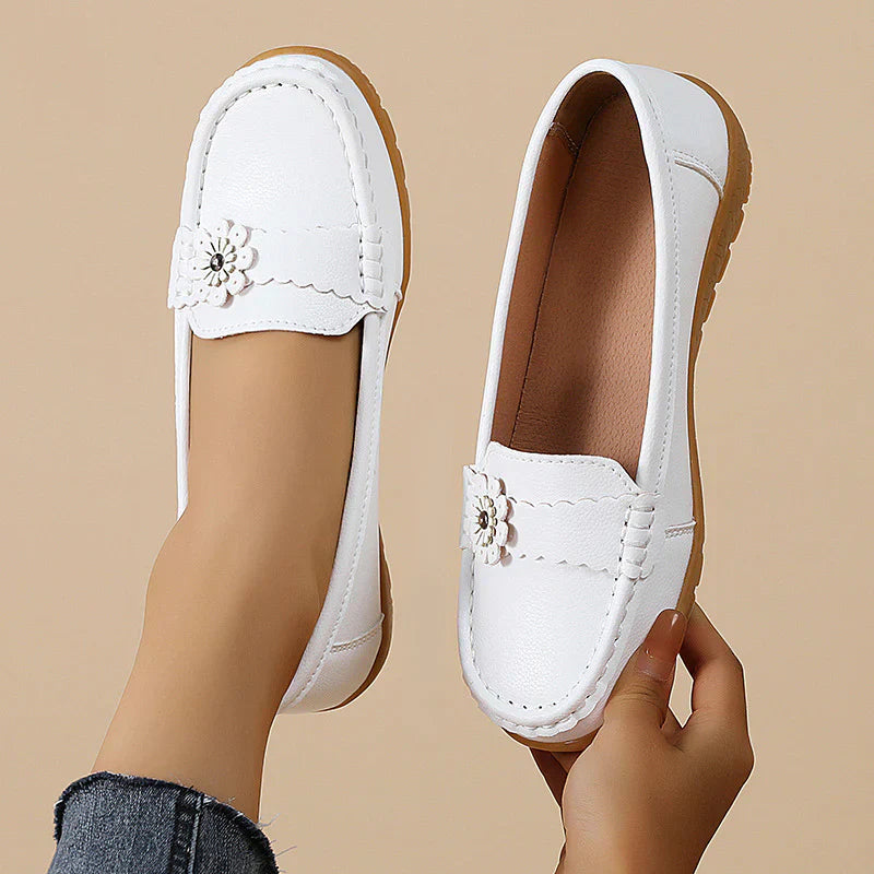 Mia | Bekväma Slip-On Sandaler Dam med Stöd och Låg Kilklack 1