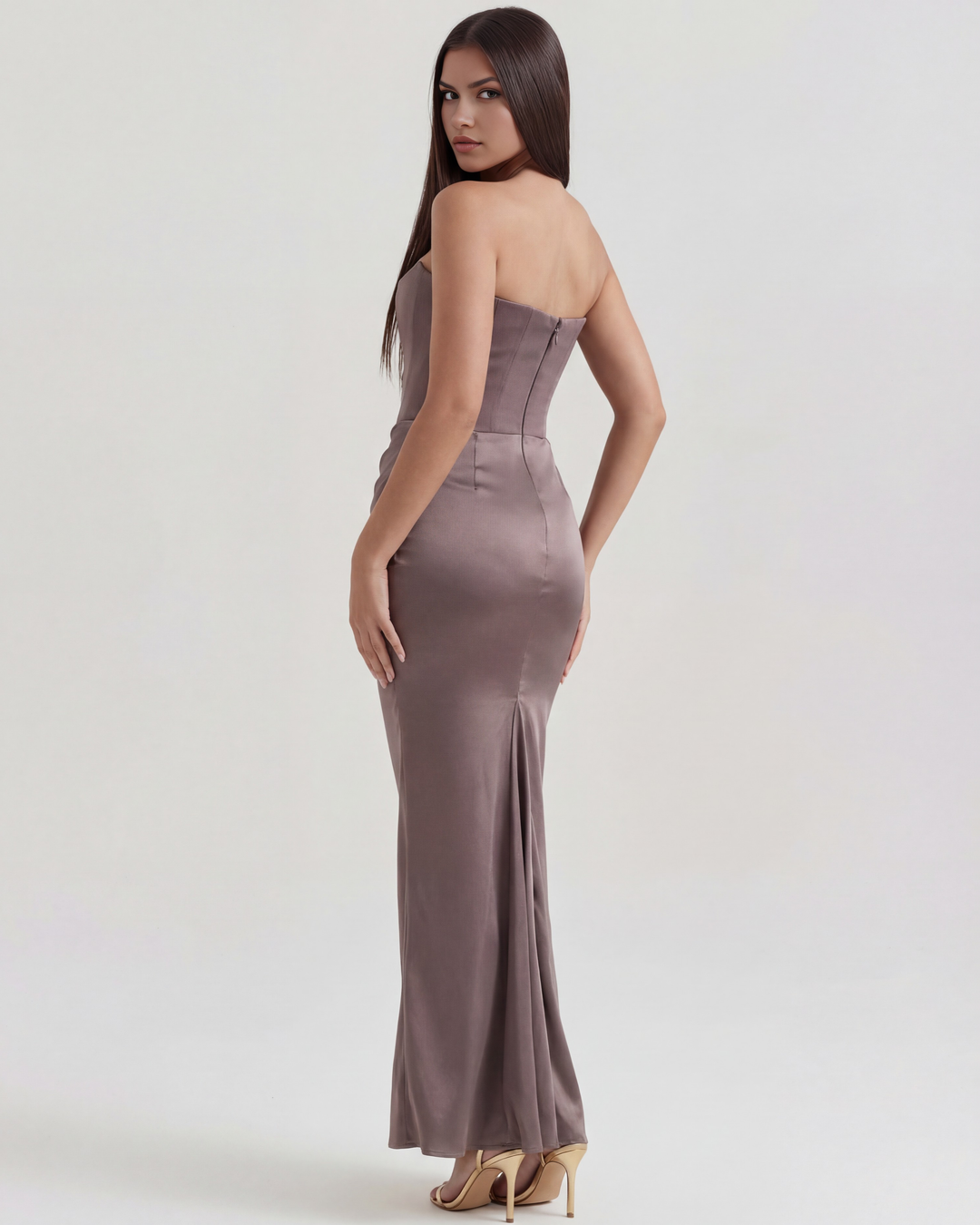 Mia | Elegant Almond Muse Klänning 4