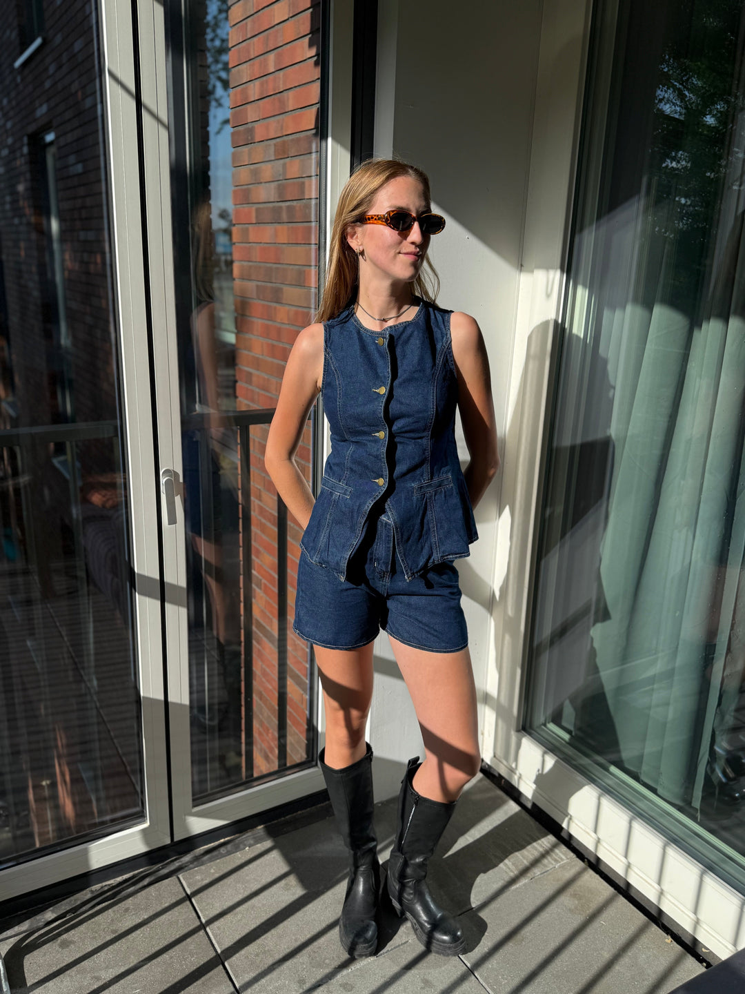 Mia | Elegant Ärmlös Denim Set med Shorts för Sommar 4