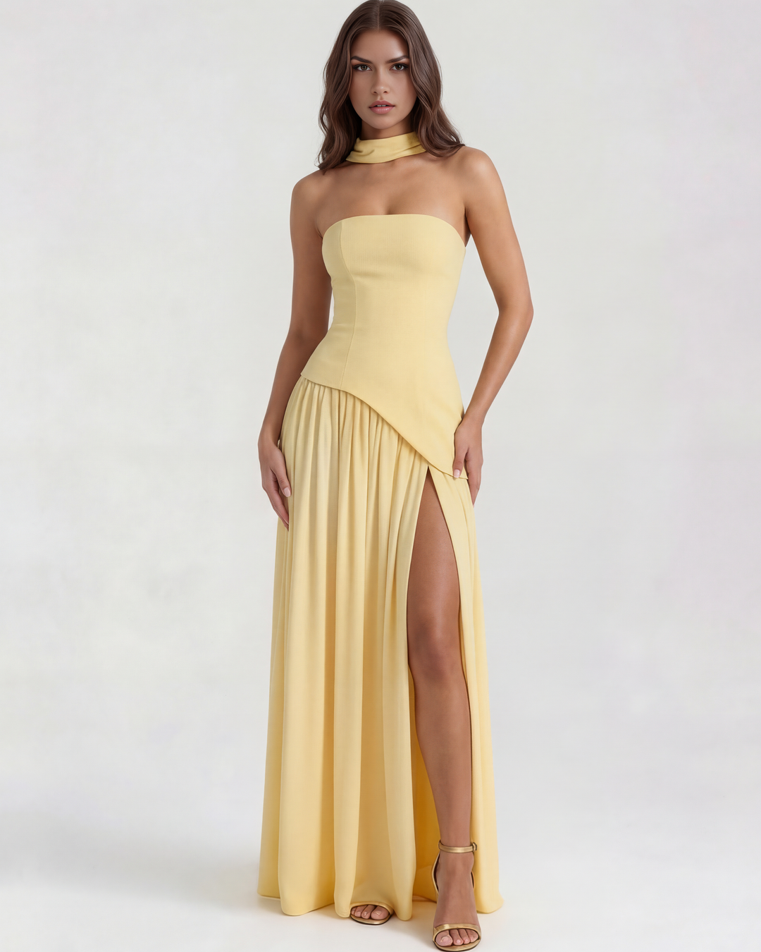 Mia | Elegant Axelbandslös Maxi Klänning 0