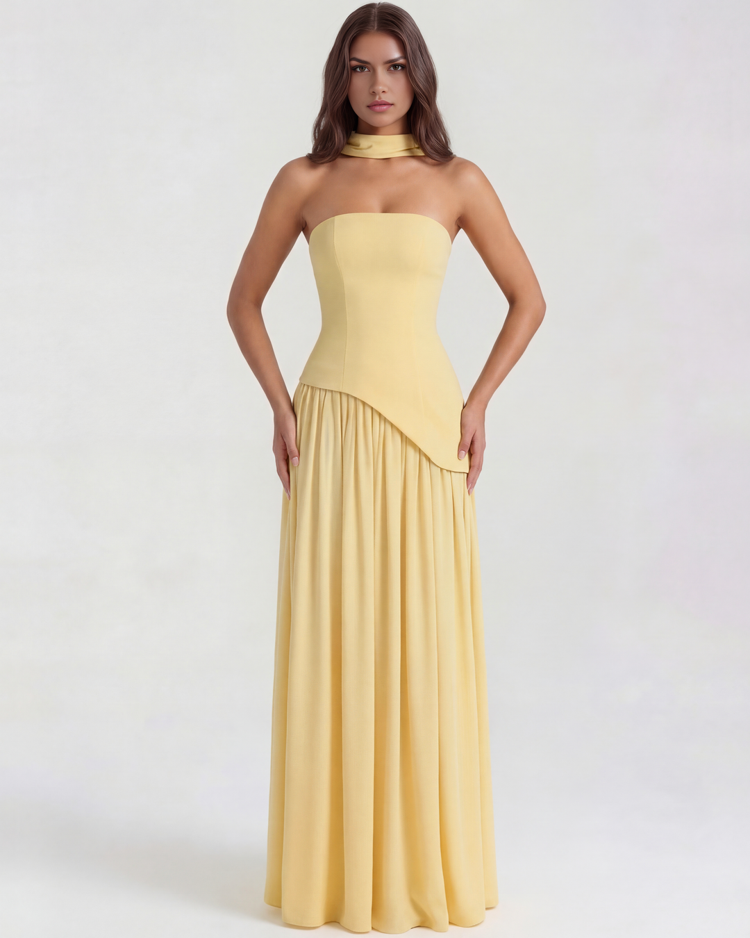 Mia | Elegant Axelbandslös Maxi Klänning 1
