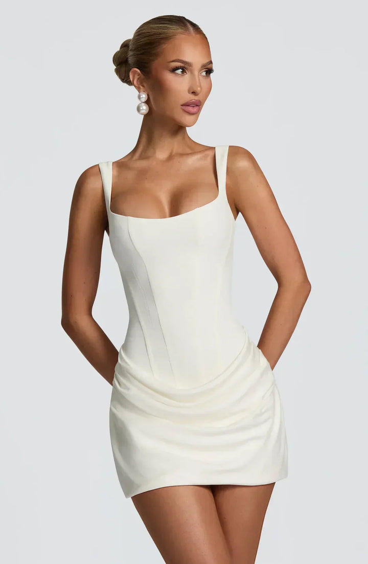 Mia | Elegant Kort Klänning Dam Med Draperad Design 0