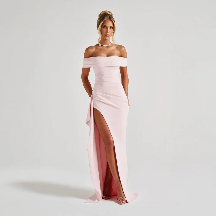 Mia | Elegant Svart Maxiklänning Dam med Off Shoulder och Slits 6