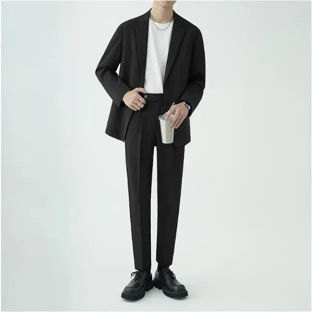 Minimalistiskt Kostymset för Män med Skräddarsydd Passform | Elegant Design för Formella Tillfällen 4