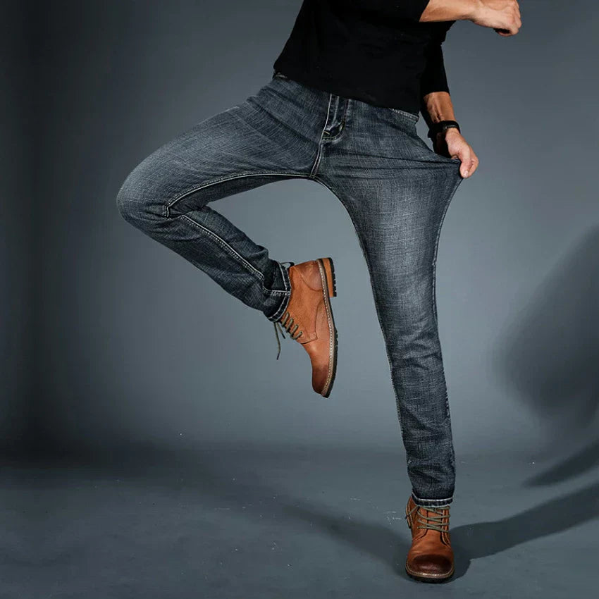 Noah | Slim Fit Jeans med Elastisk Design och Modern Silhuett 1