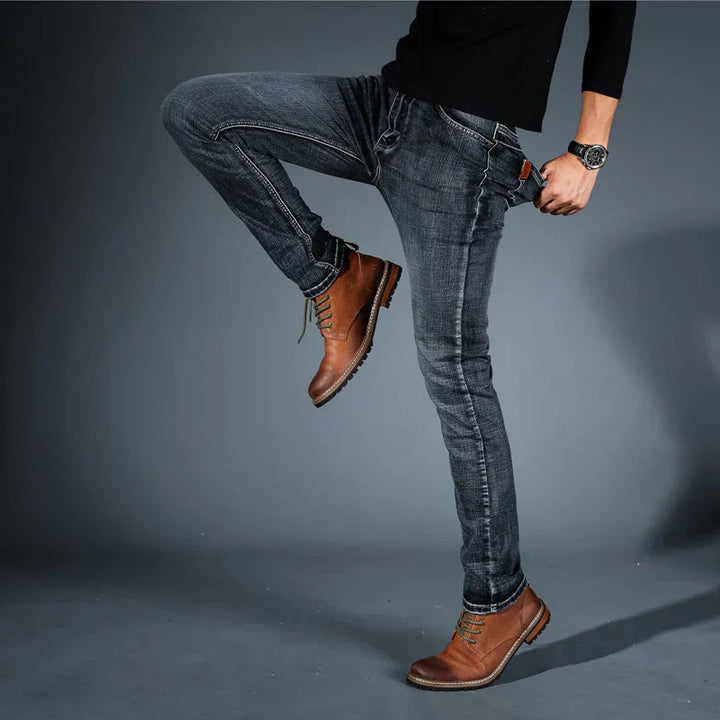 Noah | Slim Fit Jeans med Elastisk Design och Modern Silhuett 4