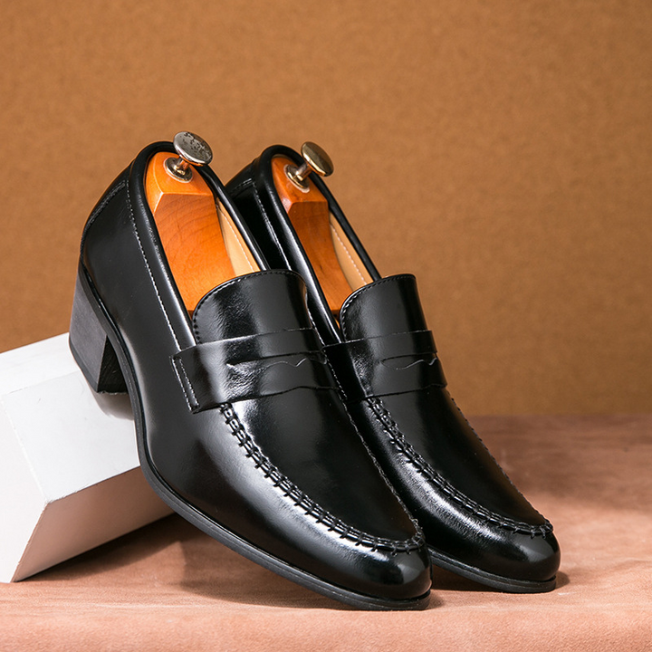 Oliver | Elegant Slip-On Loafers Med Blockklack 1