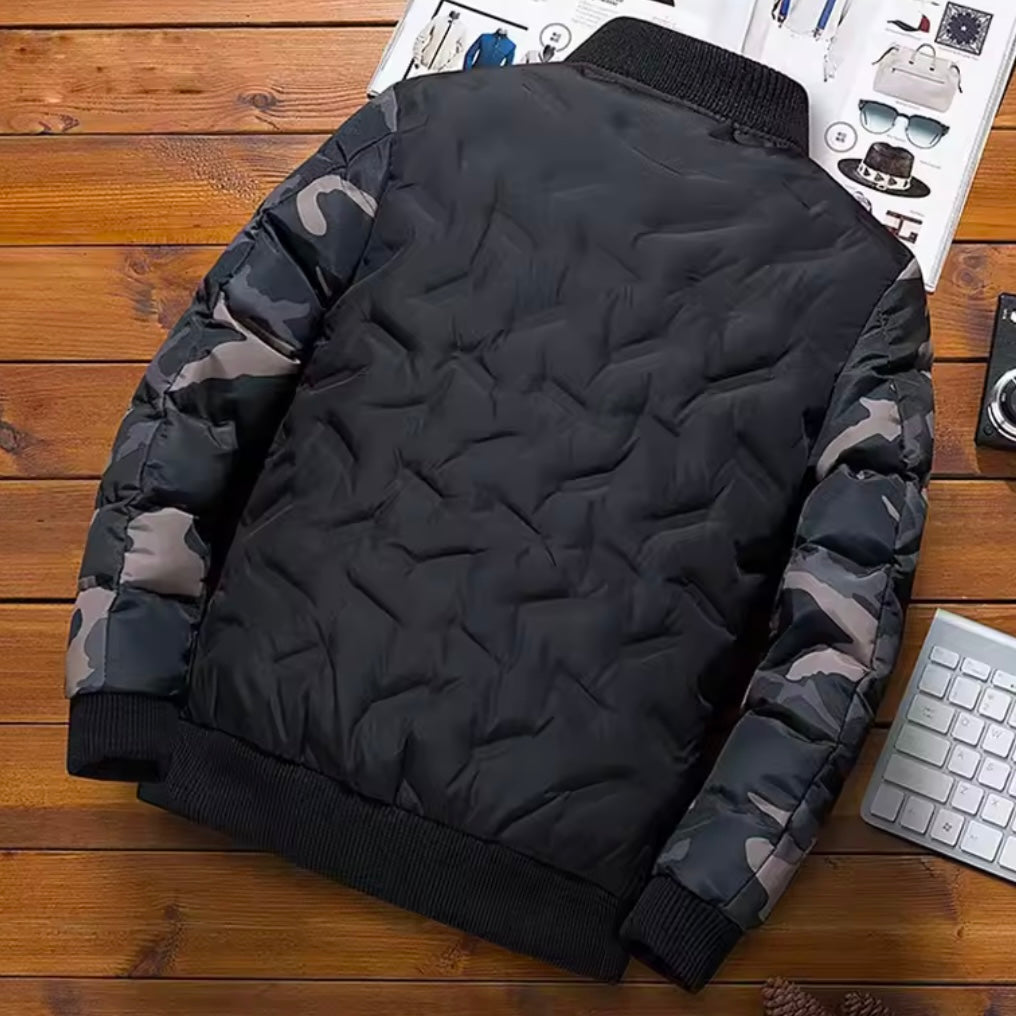Oliver | Quiltad Vinterjacka Herr med Camouflageärmar och Ribbstickade Muddar 4
