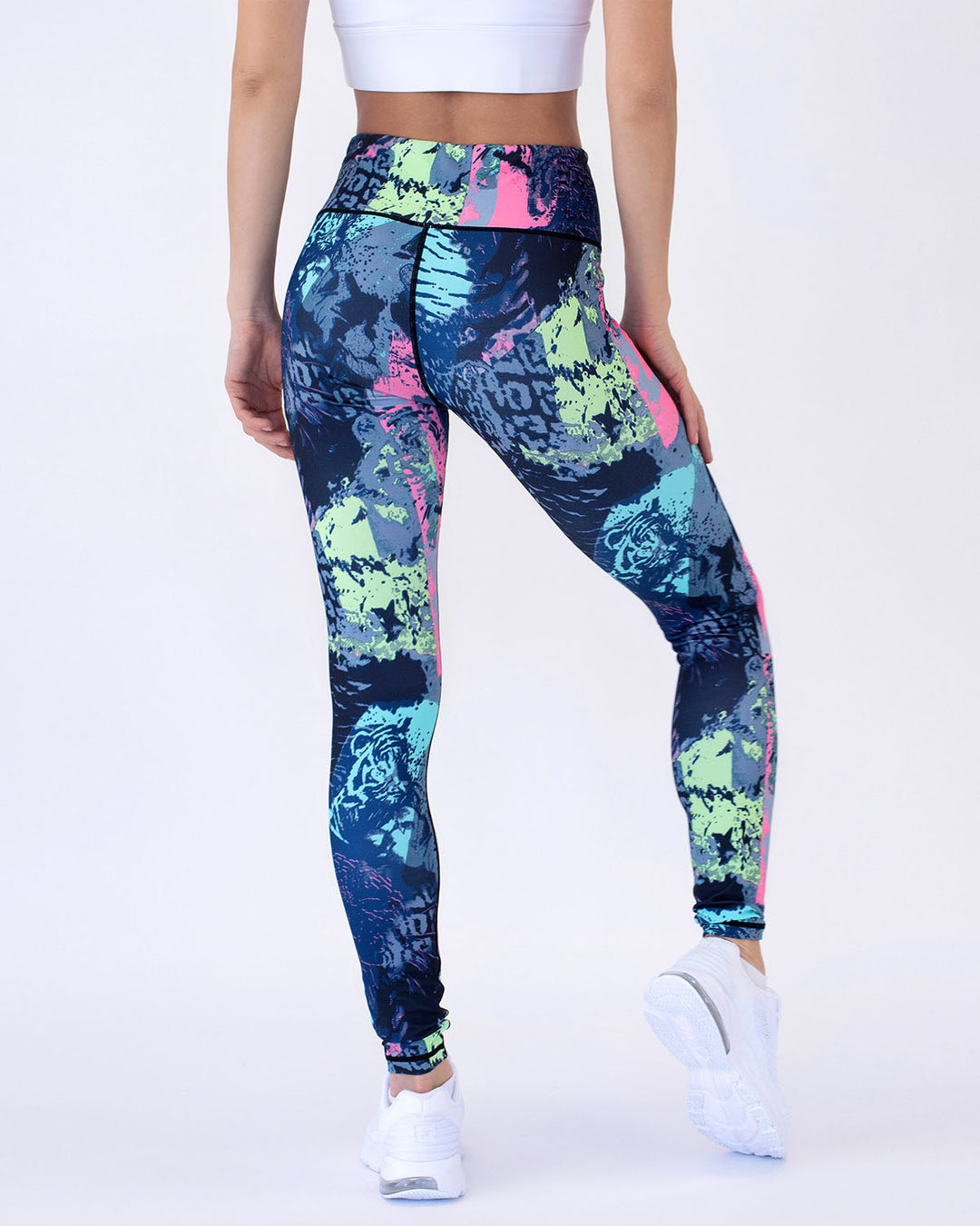 Olivia | Abstrakt Mönstrade Fukttransporterande Leggings 0
