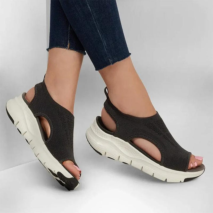 Olivia | Bekväma Slip-On Sommarsandaler med Bågstöd 4
