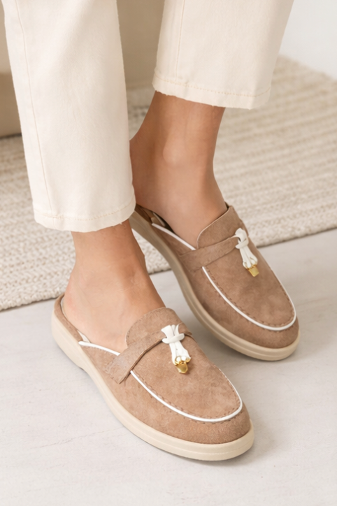 Olivia | Elegant Öppen Klack Slip-On Mules 0