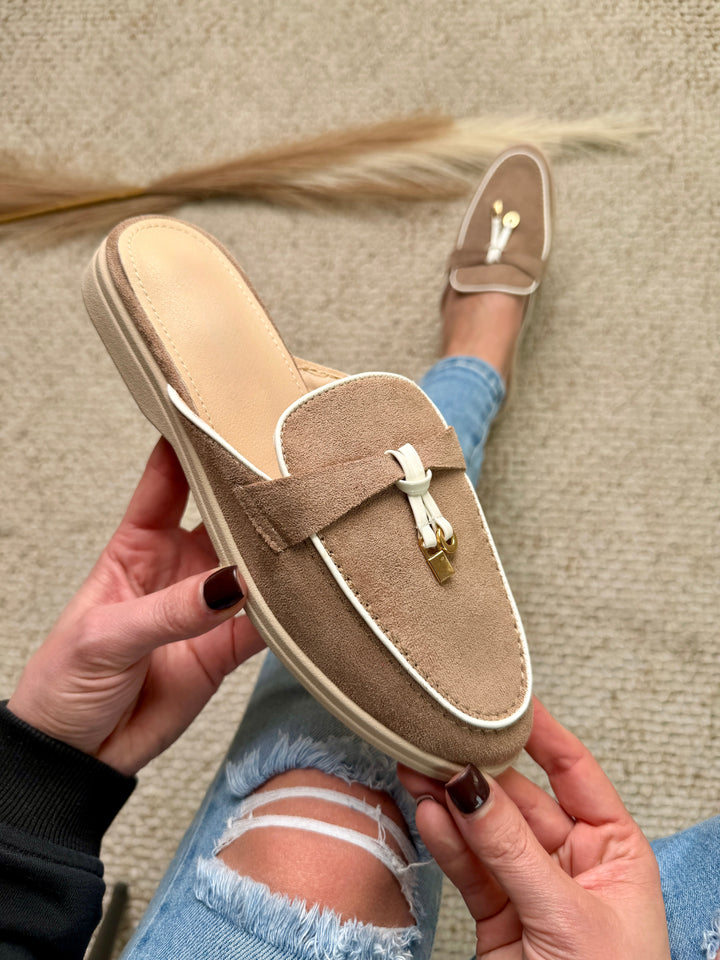 Olivia | Elegant Öppen Klack Slip-On Mules 2