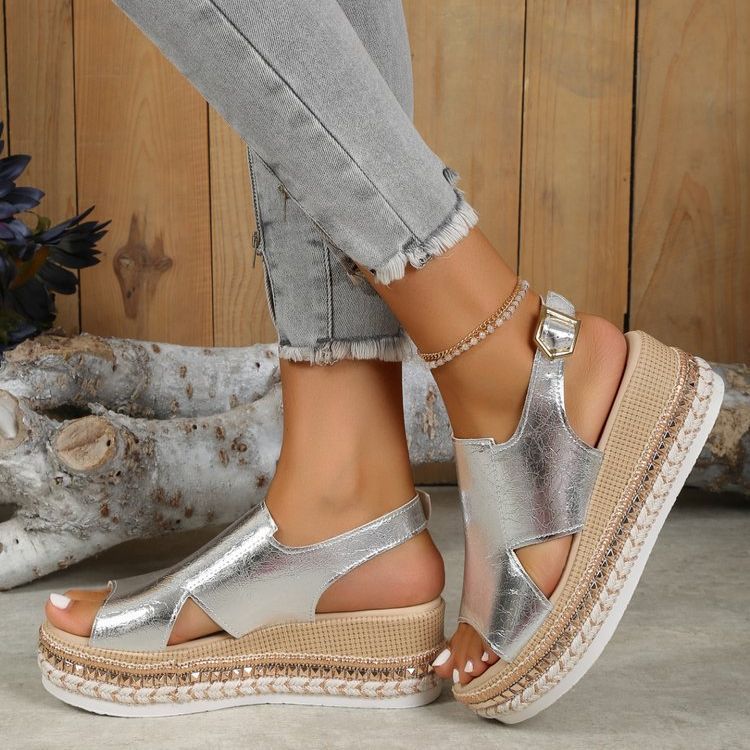 Olivia | Elegant Plus Size Platform Sandals for Spring and Summer 2