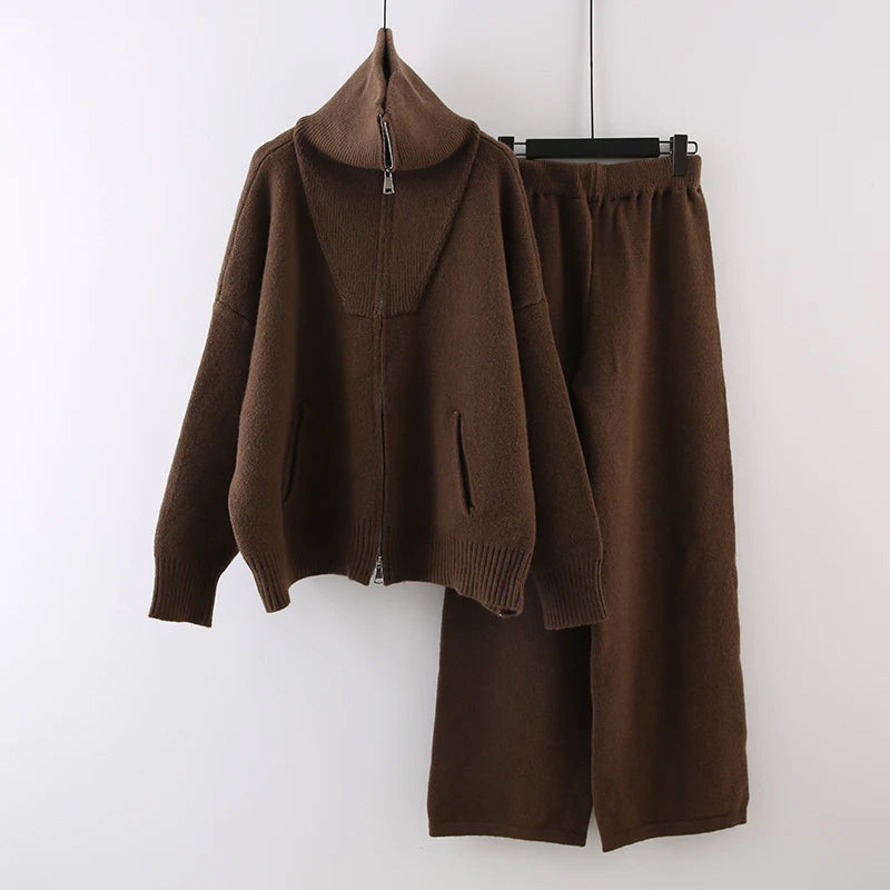 Olivia | Elegant Stickat Set Dam med Hög Krage och Elastisk Midja 0
