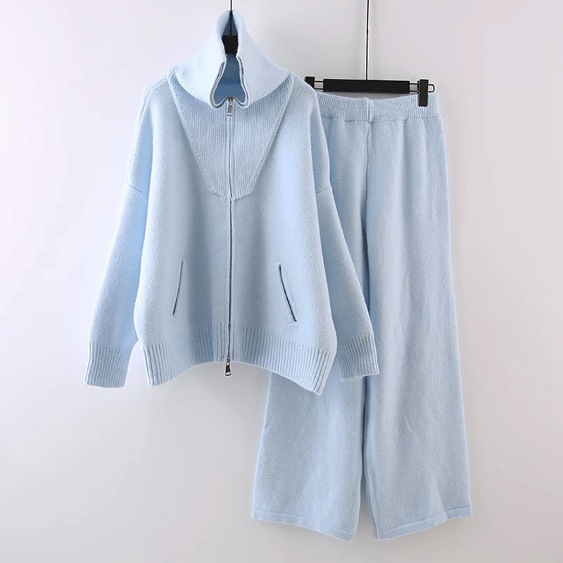Olivia | Elegant Stickat Set Dam med Hög Krage och Elastisk Midja 1