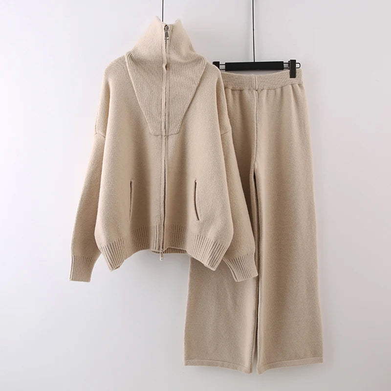 Olivia | Elegant Stickat Set Dam med Hög Krage och Elastisk Midja 2