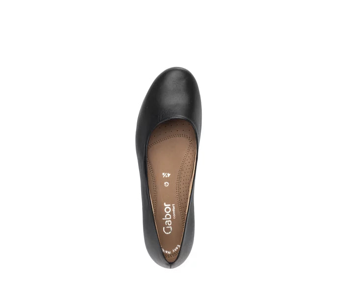 Olivia | Klassiska Svarta Pumps med Låg Klack 2