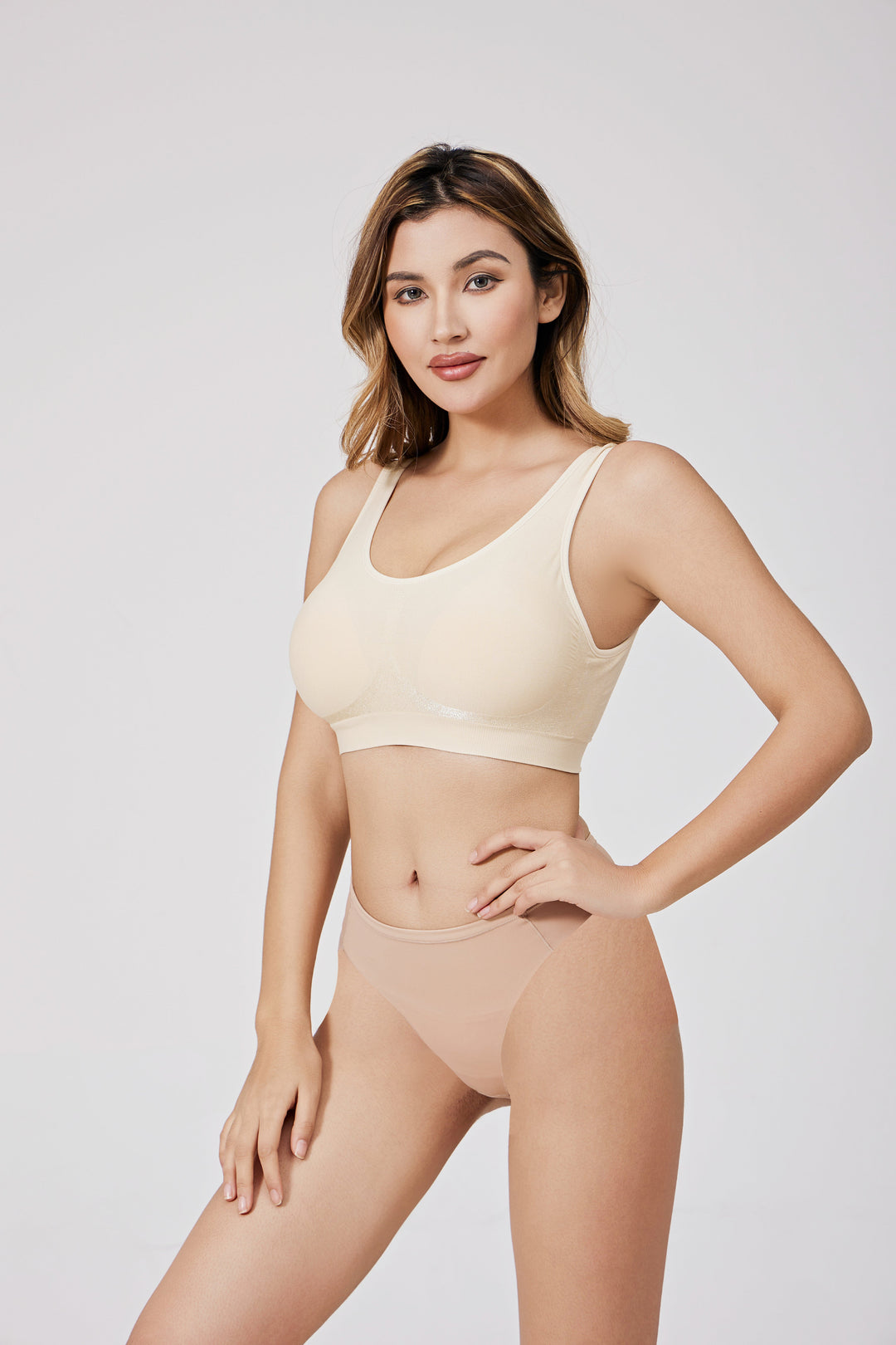 Olivia | Mjuk Vadderad BH med Flexibel Design 3