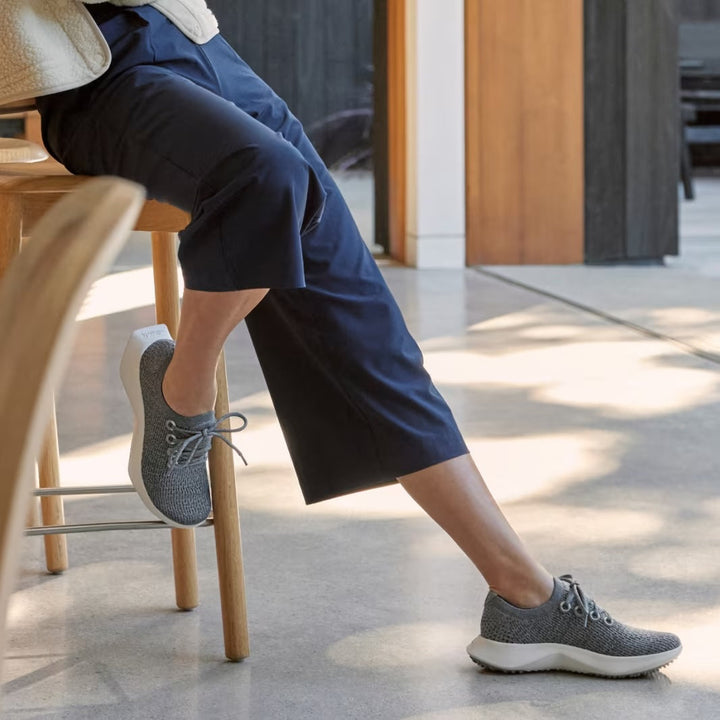 Olivia | Stickad Damsneaker med Greppsula för Vardagsbruk 1