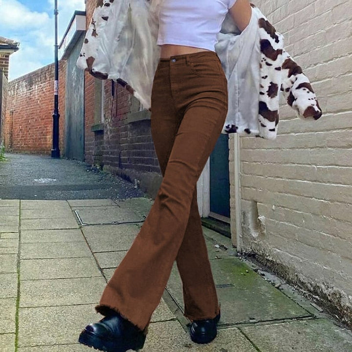 Olivia | Stretchiga Bootcut Jeans i Brun Färg med Hög Midja 4