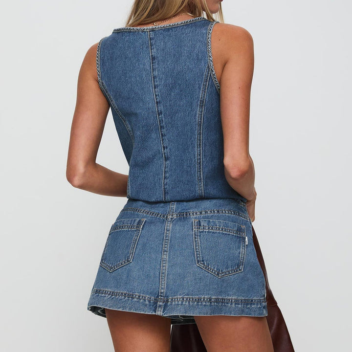 Olivia | Trendigt Vårset med Ärmlös Väst och Denimshorts 3