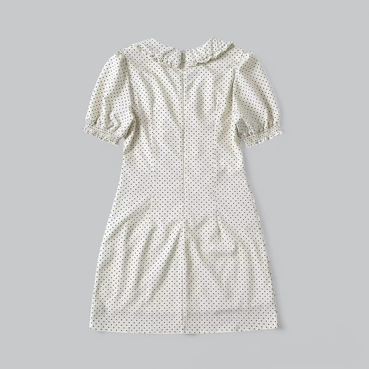 Prickig Mini Klänning med Puffärmar i Lätt Tyg | Tidlös Design för Eleganta Sommardagar 2