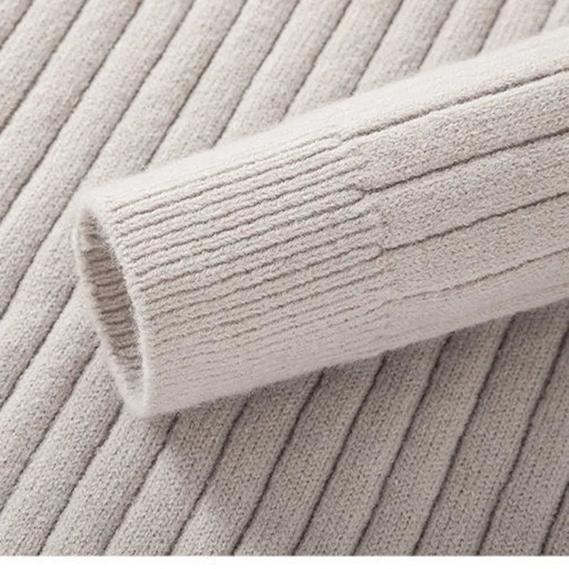 Ribbad Tröja med Halv Dragkedja för Män - Elegant Design för Mångsidig Stil 4