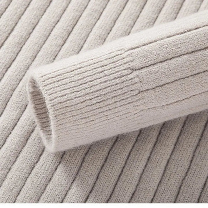 Ribbad Tröja med Halv Dragkedja för Män - Elegant Design för Mångsidig Stil 4