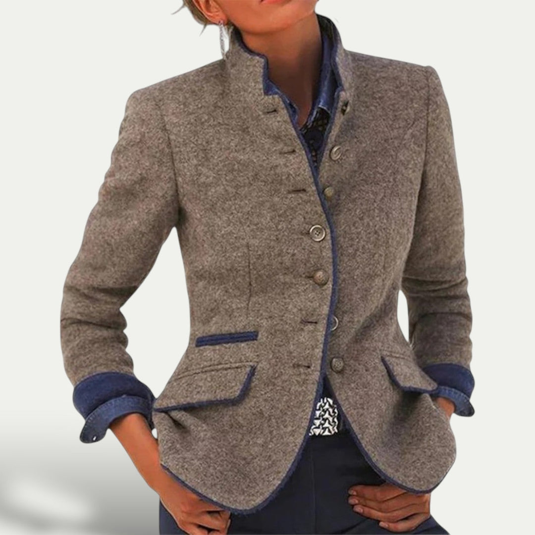 Skräddarsydd Kavaj Dam | Kort Kavaj med Stativkrage | Modern Siluett för Smart Casual Stil 0